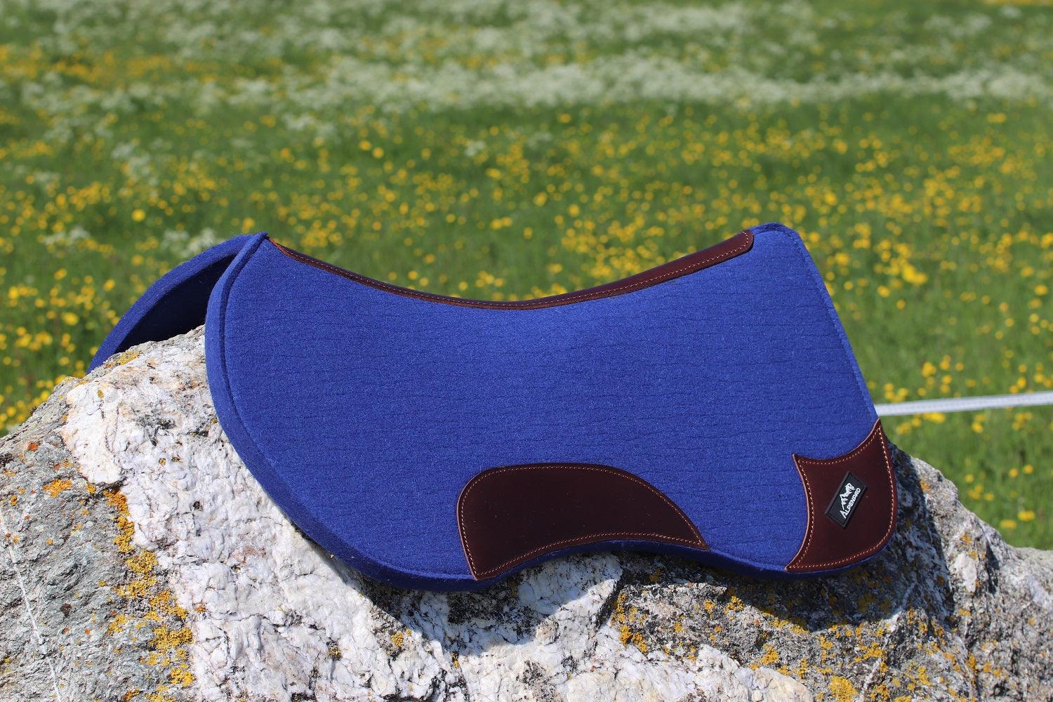 AlpenPad 2.0 – Close Contact Butterfly Pad – Royal Blue - Horse_Art_Bodensee